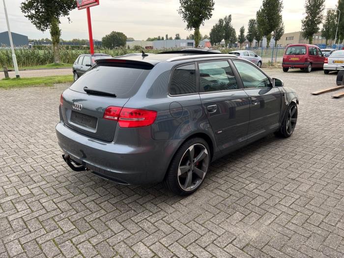Audi A3 Sportback 2.0 TFSI 16V Sloopvoertuig (2006, Grijs)