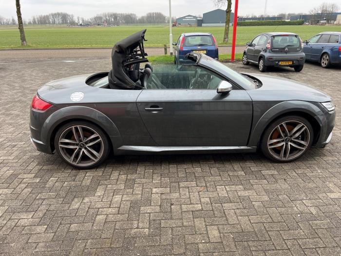Audi TTS Roadster 2.0 TFSI 16V TTS Quattro Sloopvoertuig (2017, Grijs)
