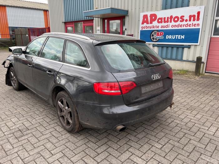 Audi A4 Avant 2.0 TFSI 16V Sloopvoertuig (2010, Grijs)
