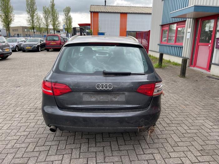 Audi A4 Avant 2.0 TFSI 16V Sloopvoertuig (2010, Grijs)