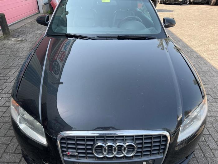 Audi A4 Cabriolet 2.4 V6 30V Sloopvoertuig (2002, Zwart)