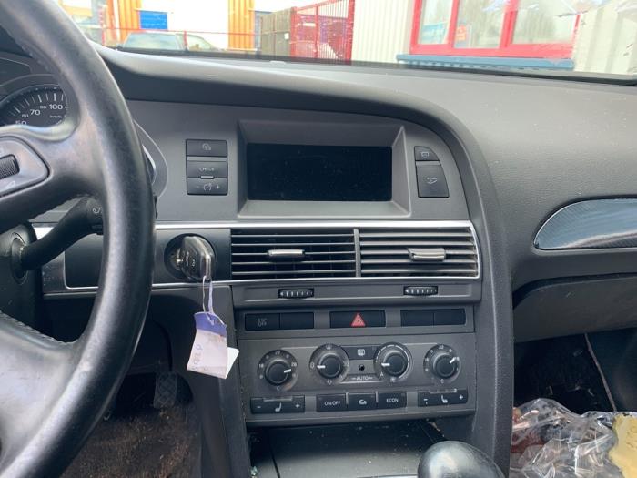 Audi A6 Avant 2.4 V6 24V Sloopvoertuig (2006, Zwart)