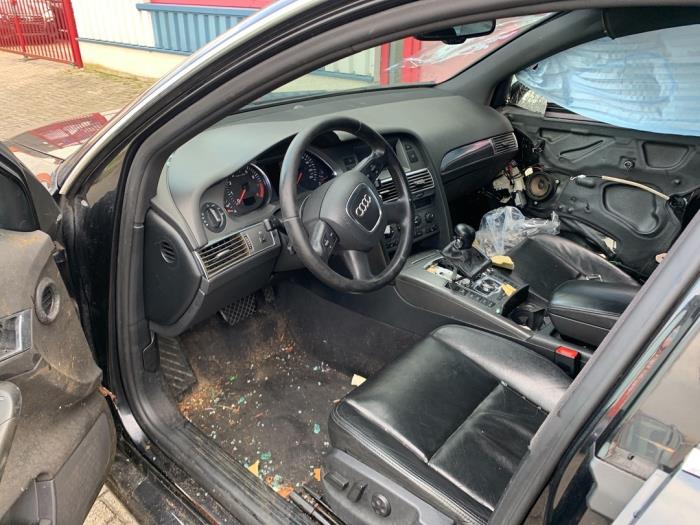 Audi A6 Avant 2.4 V6 24V Sloopvoertuig (2006, Zwart)