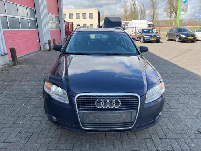 Audi A4 Avant 1.6 Sloopvoertuig (2006, Blauw)