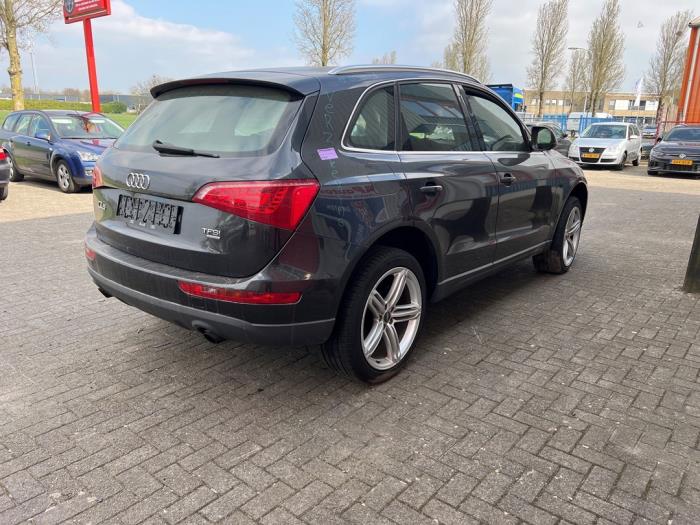 Audi Q5 2.0 TFSI 16V Quattro Sloopvoertuig (2011, Grijs)