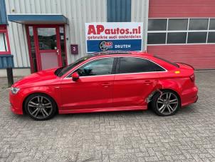 Audi A3 Limousine 1.4 TFSI ACT 16V Sloopvoertuig (2014, Rood)