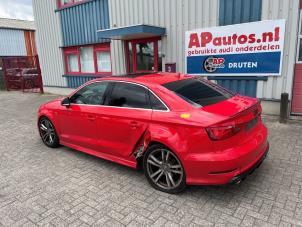 Audi A3 Limousine 1.4 TFSI ACT 16V Sloopvoertuig (2014, Rood)