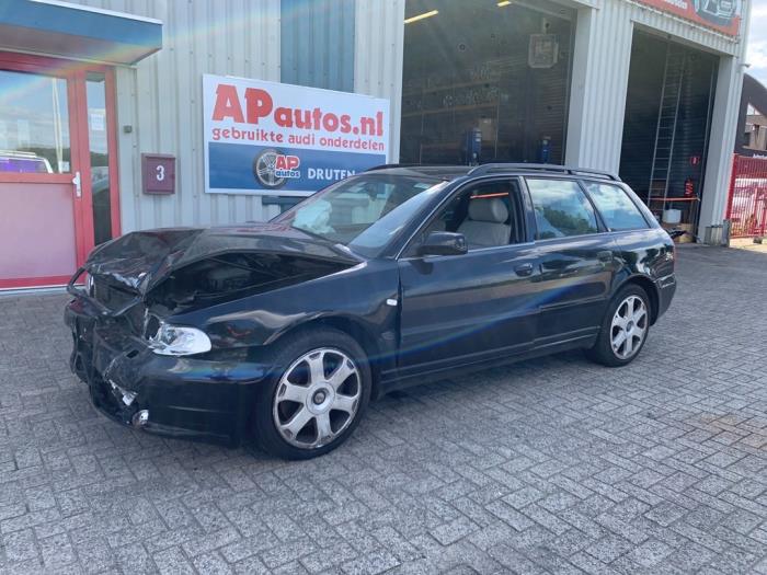 Audi S4 Avant 2.7 V6 30V Turbo Schadevoertuig (1999, Zwart)