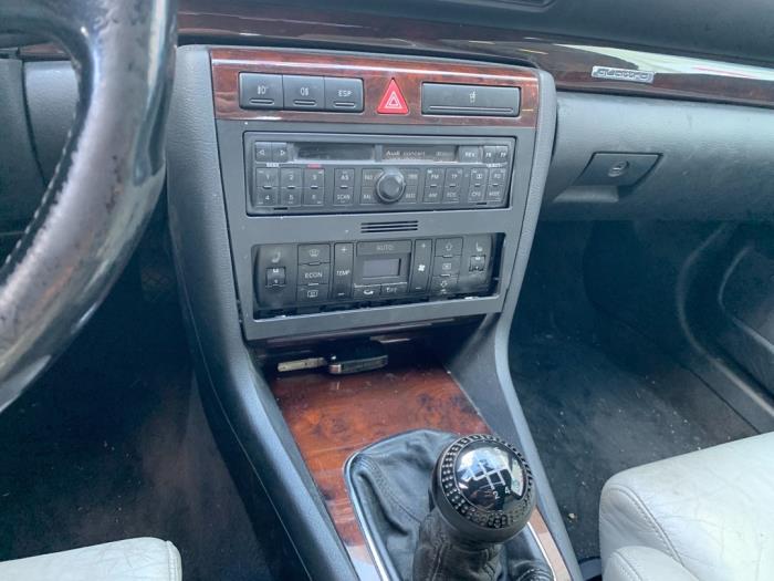 Audi S4 Avant 2.7 V6 30V Turbo Schadevoertuig (1999, Zwart)