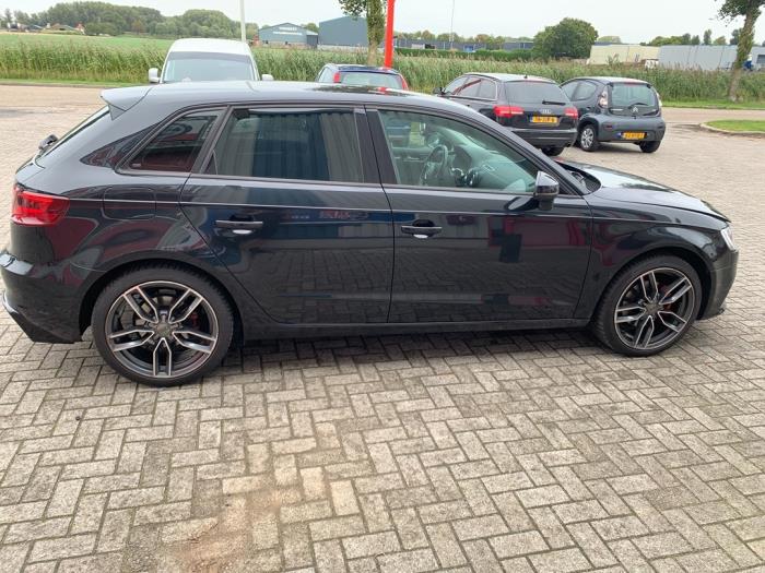 Audi A3 Sportback 1.4 TFSI 16V Schadevoertuig (2013, Zwart)