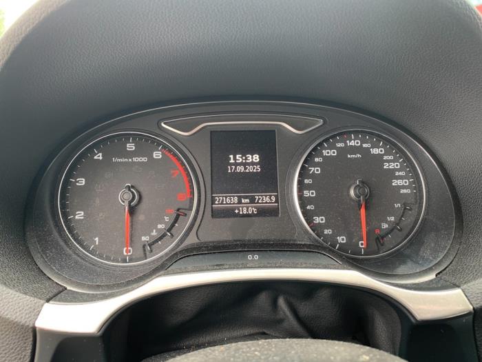 Audi A3 Sportback 1.4 TFSI 16V Schadevoertuig (2013, Zwart)