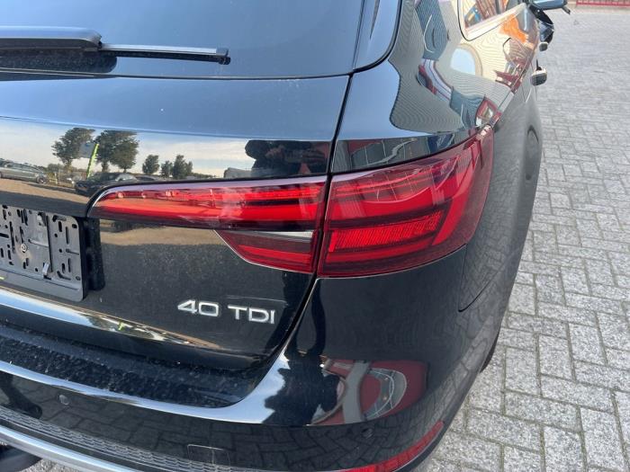 Audi A4 Avant 2.0 TDI 16V Sloopvoertuig (2019, Zwart)