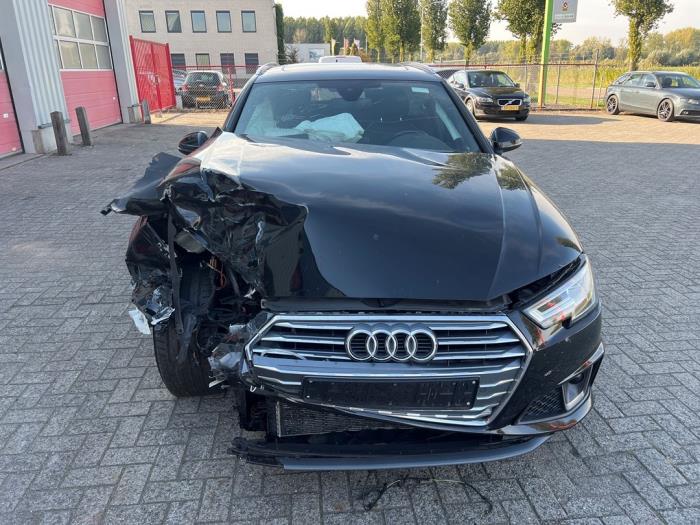 Audi A4 Avant 2.0 TDI 16V Sloopvoertuig (2019, Zwart)