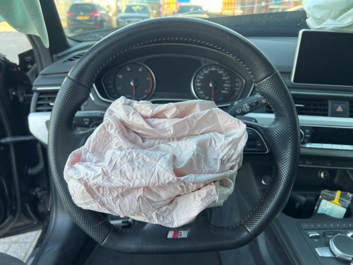 Audi A4 Avant 2.0 TDI 16V Sloopvoertuig (2019, Zwart)