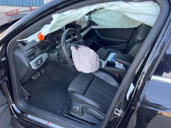 Audi A4 Avant 2.0 TDI 16V Sloopvoertuig (2019, Zwart)