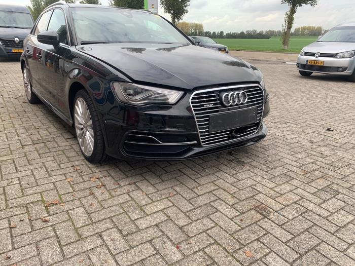 Audi A3 Sportback 1.4 TFSI 16V e-tron Sloopvoertuig (2015, Zwart)
