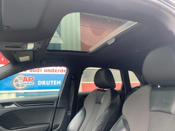 Audi A3 Sportback 1.4 TFSI 16V e-tron Sloopvoertuig (2015, Zwart)