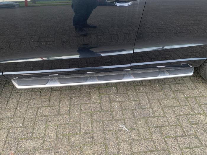 Audi Q5 2.0 TFSI 16V Quattro Schadevoertuig (2009, Zwart)