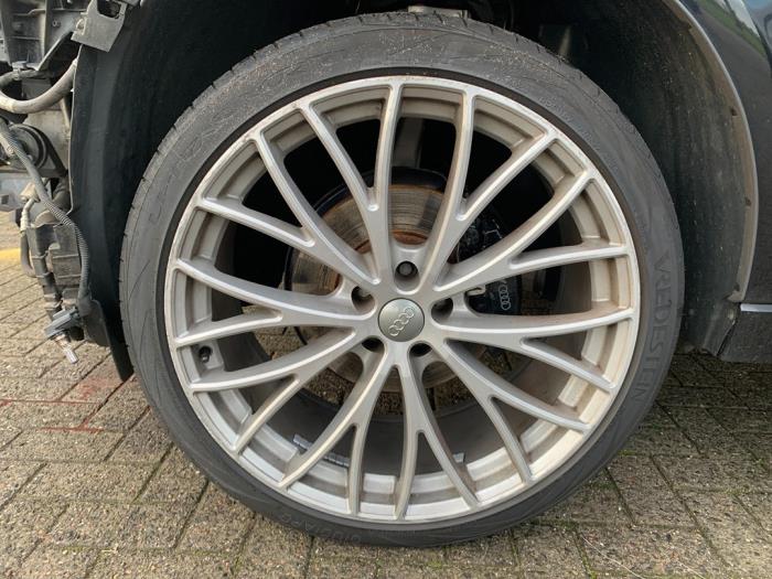 Audi Q5 2.0 TFSI 16V Quattro Schadevoertuig (2009, Zwart)