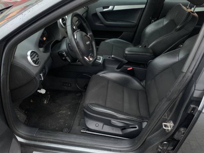 Audi A3 Sportback 1.4 TFSI 16V Sloopvoertuig (2010, Grijs)