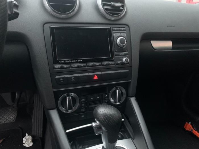 Audi A3 Sportback 1.4 TFSI 16V Sloopvoertuig (2010, Grijs)