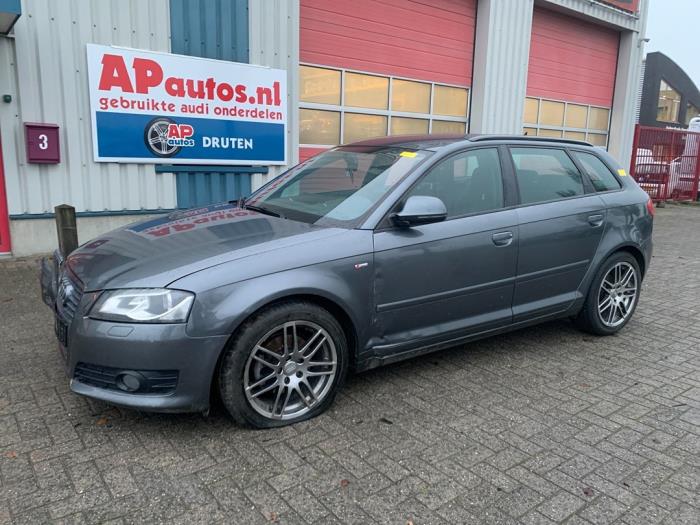 Audi A3 Sportback 1.4 TFSI 16V Sloopvoertuig (2010, Grijs)
