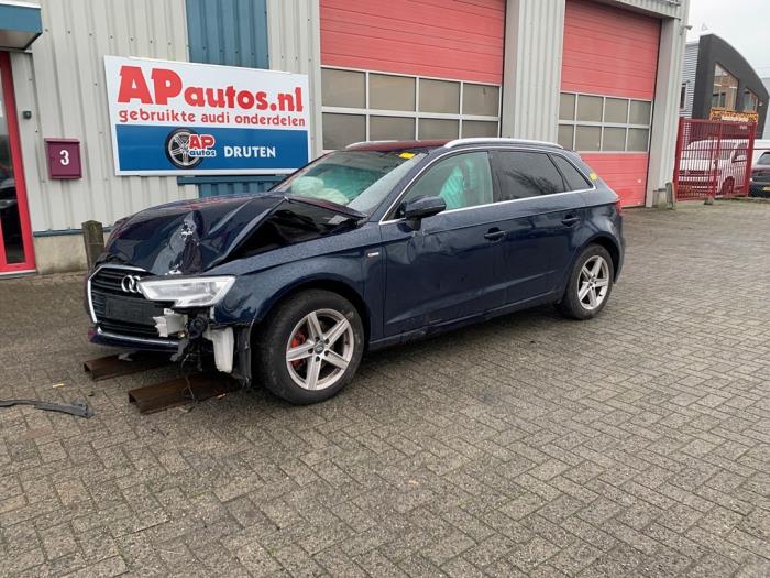 Audi A3 Sportback 1.4 TFSI ACT Ultra 16V Sloopvoertuig (2017, Blauw)