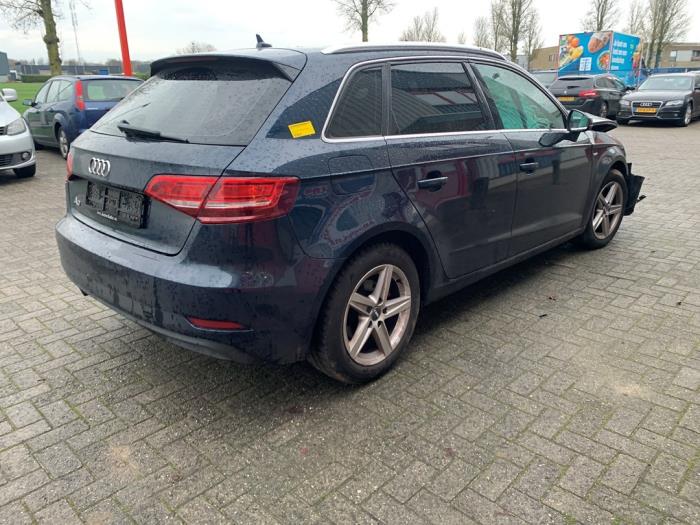 Audi A3 Sportback 1.4 TFSI ACT Ultra 16V Sloopvoertuig (2017, Blauw)