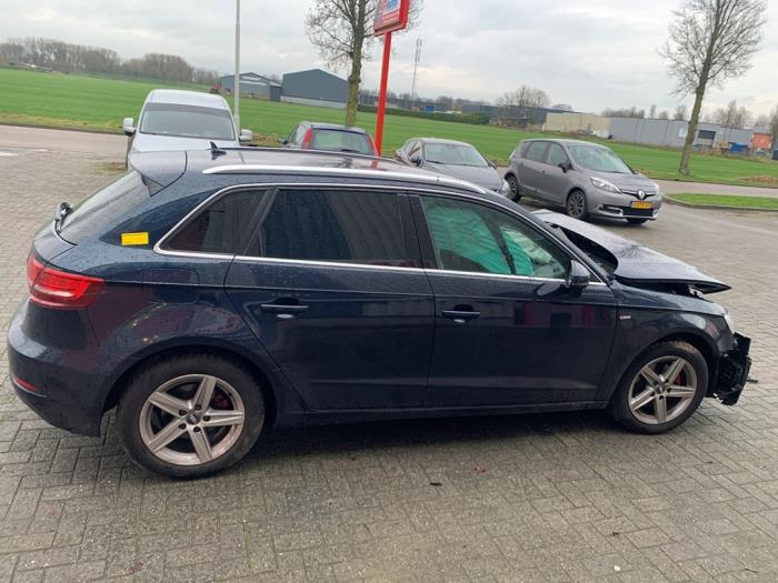 Audi A3 Sportback 1.4 TFSI ACT Ultra 16V Sloopvoertuig (2017, Blauw)