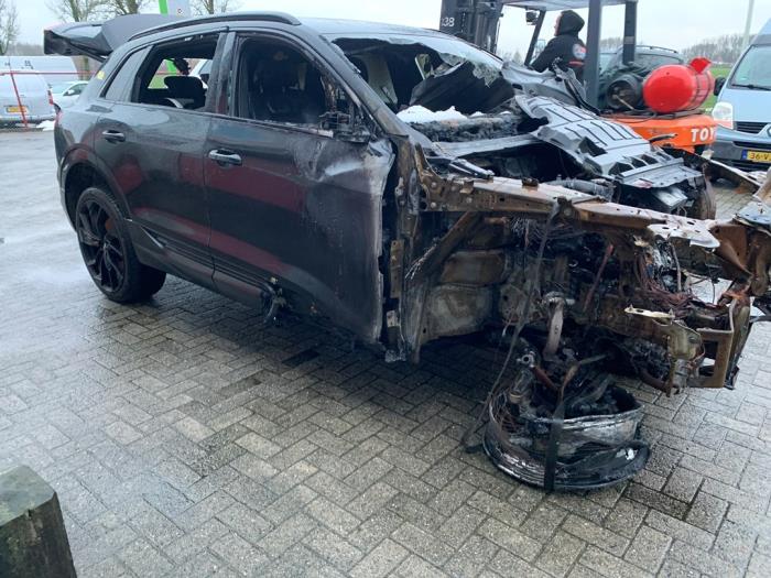 Audi e-tron 55 quattro Sloopvoertuig (2020, Zwart)