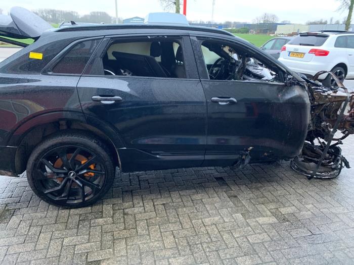 Audi e-tron 55 quattro Sloopvoertuig (2020, Zwart)