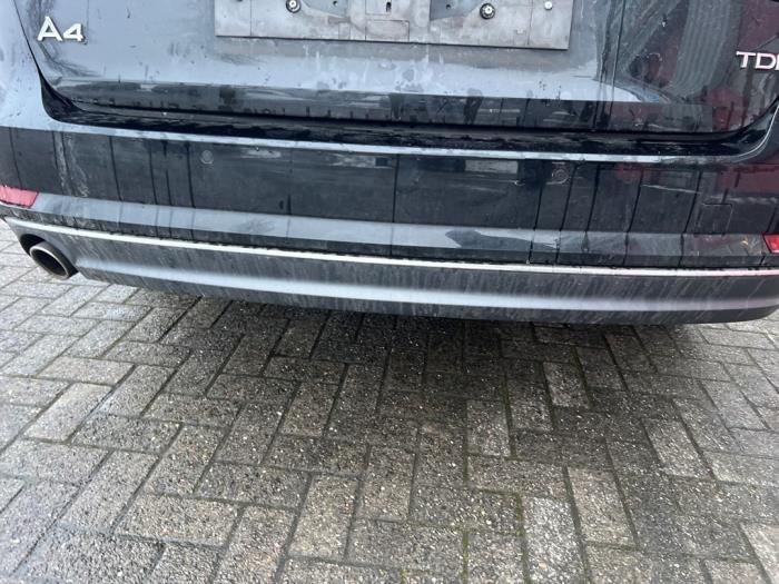 Audi A4 Avant 2.0 TDI Ultra 16V Sloopvoertuig (2017, Zwart)
