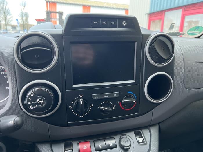 Peugeot Partner 1.6 BlueHDi 100 Sloopvoertuig (2017, Zwart)