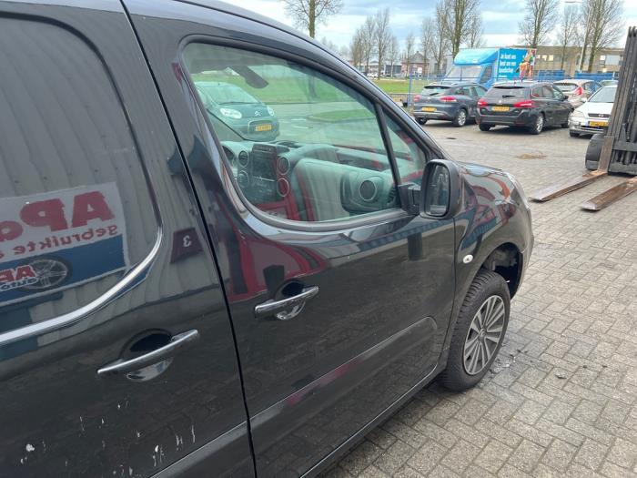 Peugeot Partner 1.6 BlueHDi 100 Sloopvoertuig (2017, Zwart)