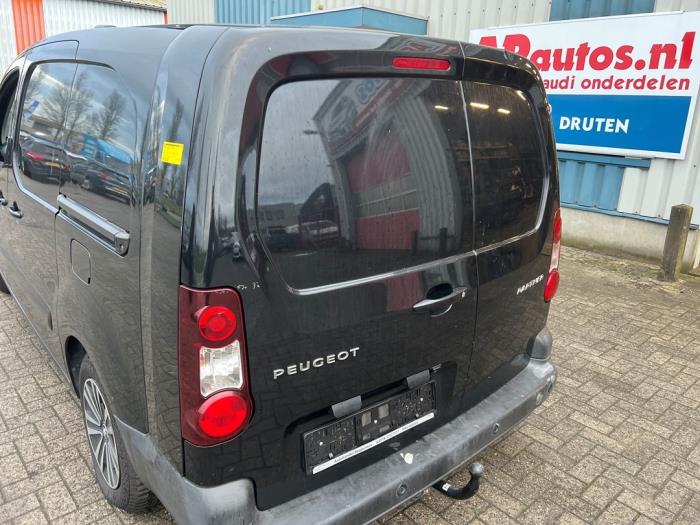 Peugeot Partner 1.6 BlueHDi 100 Sloopvoertuig (2017, Zwart)