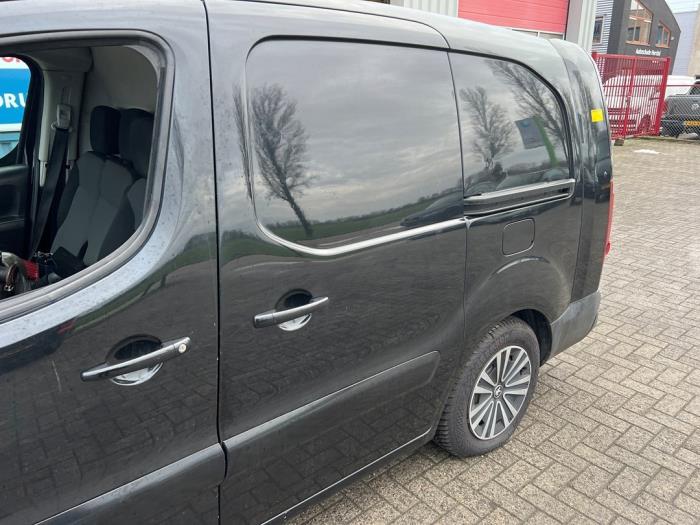 Peugeot Partner 1.6 BlueHDi 100 Sloopvoertuig (2017, Zwart)
