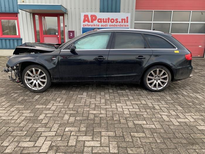 Audi A4 Avant 2.0 TFSI 16V Sloopvoertuig (2011, Zwart)
