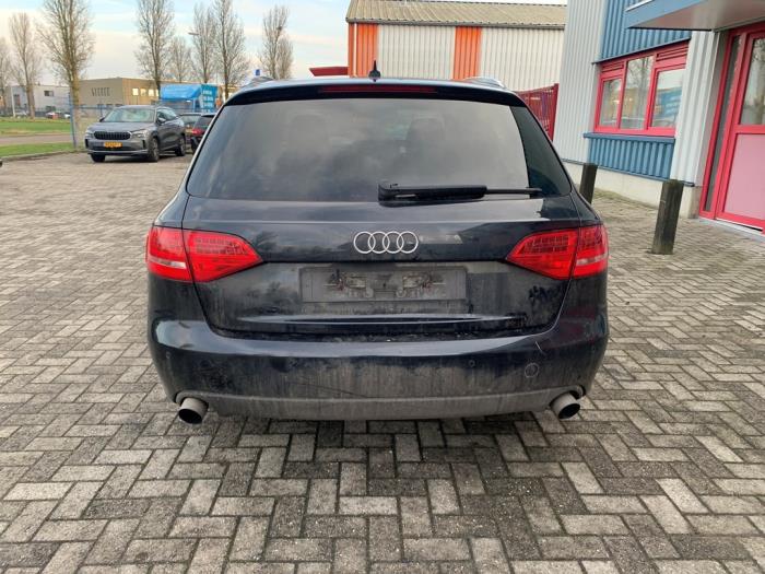 Audi A4 Avant 2.0 TFSI 16V Sloopvoertuig (2011, Zwart)