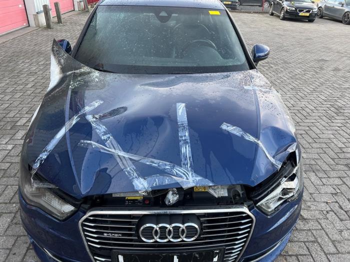Audi A3 Sportback 1.4 TFSI 16V e-tron Sloopvoertuig (2015, Blauw)