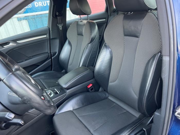 Audi A3 Sportback 1.4 TFSI 16V e-tron Sloopvoertuig (2015, Blauw)