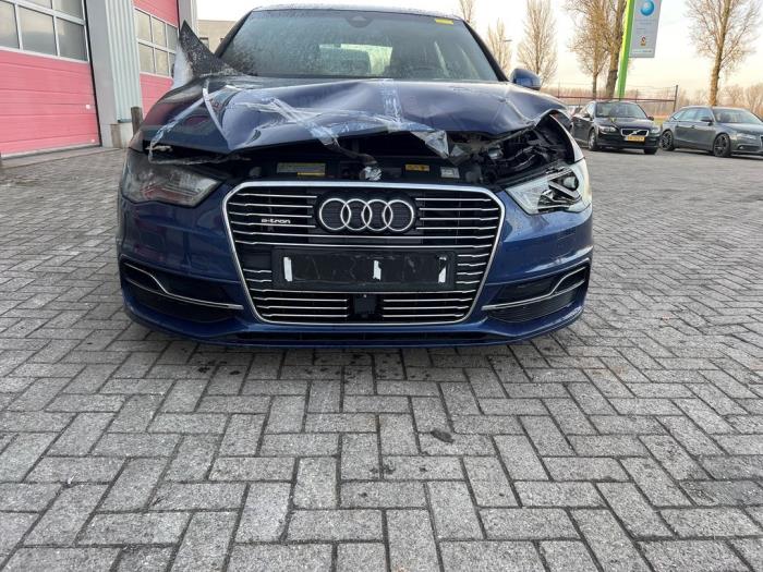 Audi A3 Sportback 1.4 TFSI 16V e-tron Sloopvoertuig (2015, Blauw)
