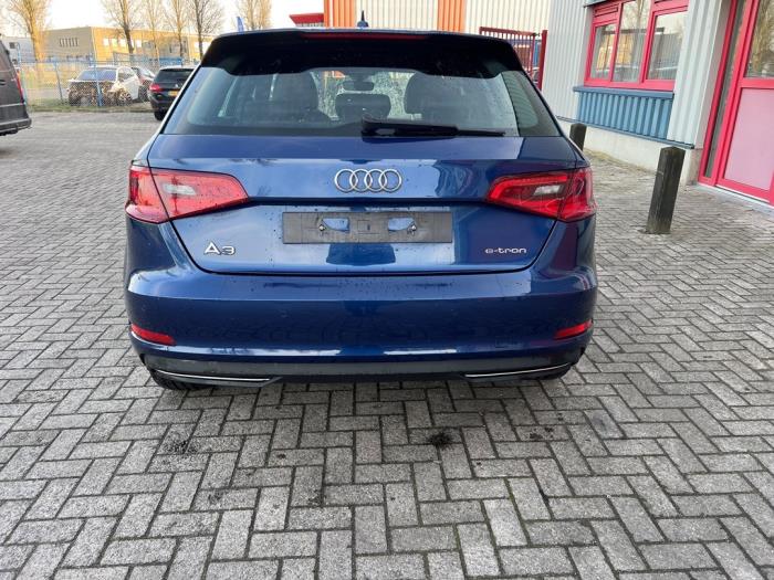 Audi A3 Sportback 1.4 TFSI 16V e-tron Sloopvoertuig (2015, Blauw)