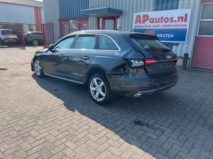 Audi A4 Avant 2.0 40 TFSI Mild Hybrid 16V Sloopvoertuig (2020, Grijs)
