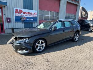 Audi A4 Avant 2.0 40 TFSI Mild Hybrid 16V Sloopvoertuig (2020, Grijs)