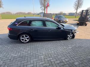 Audi A4 Avant 2.0 40 TFSI Mild Hybrid 16V Sloopvoertuig (2020, Grijs)