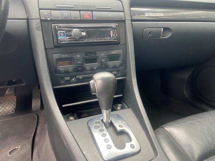 Audi A4 Cabriolet 3.0 V6 30V Schadevoertuig (2004, Grijs)