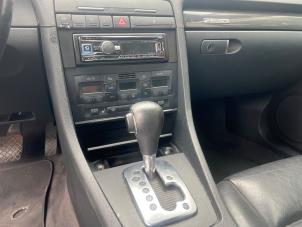 Audi A4 Cabriolet 3.0 V6 30V Schadevoertuig (2004, Grijs)