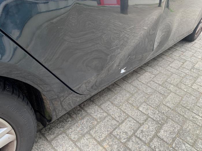 Audi A4 Avant 2.0 TFSI 16V Quattro Schadevoertuig (2009, Zwart)