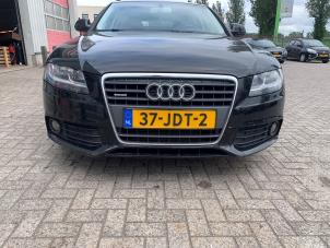 Audi A4 Avant 2.0 TFSI 16V Quattro Schadevoertuig (2009, Zwart)