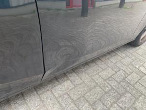 Audi A4 Avant 2.0 TFSI 16V Quattro Schadevoertuig (2009, Zwart)